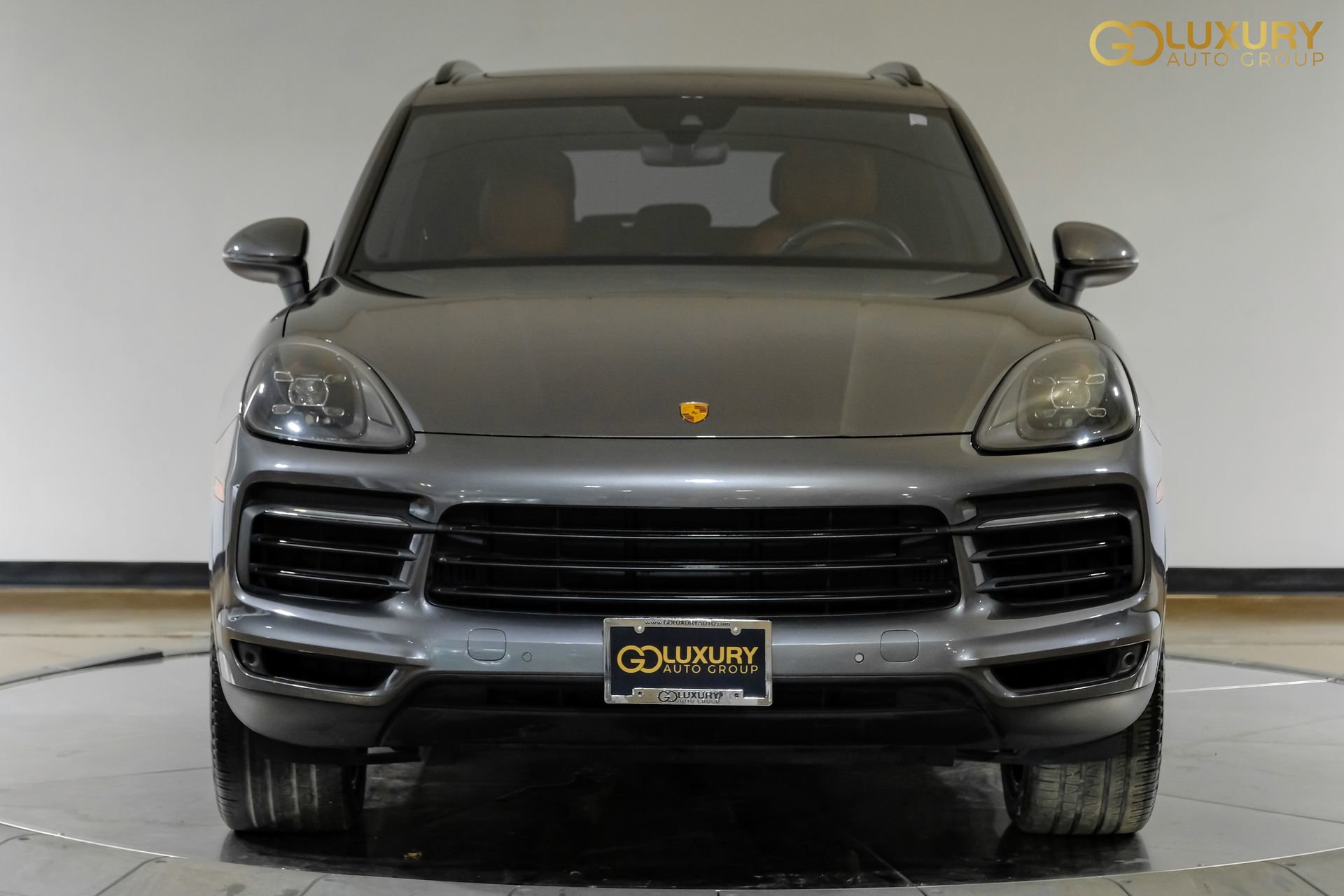 Used 2023 Porsche Cayenne Platinum Edition image 7