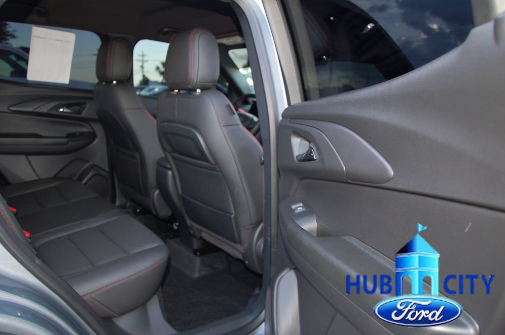 Used 2026 Chevrolet TrailBlazer RS FWD image 15
