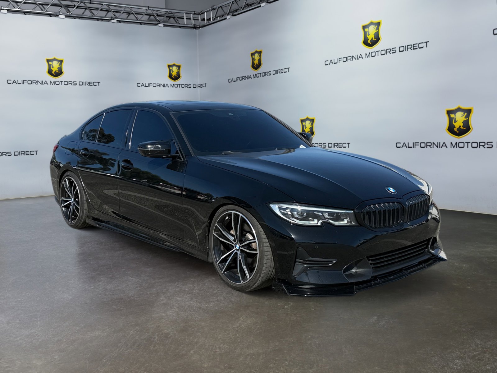 Used 2022 BMW 330i Sedan w/ Convenience Package image 4