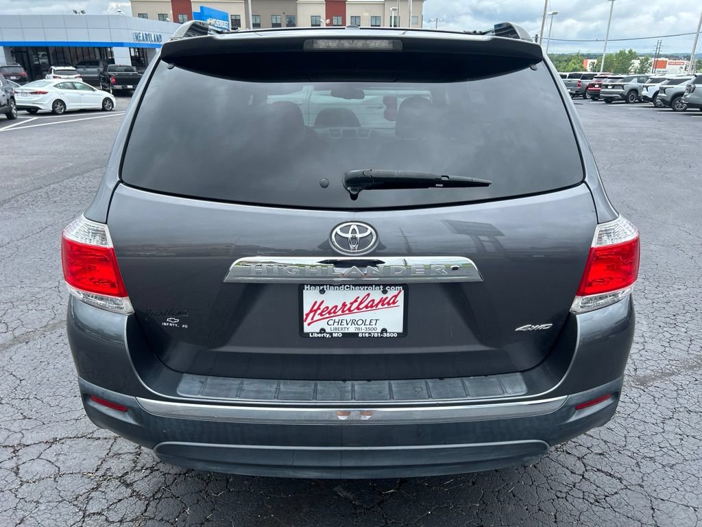 Used 2012 Toyota Highlander Limited w/ Tow Pkg AWD/4WD image 6
