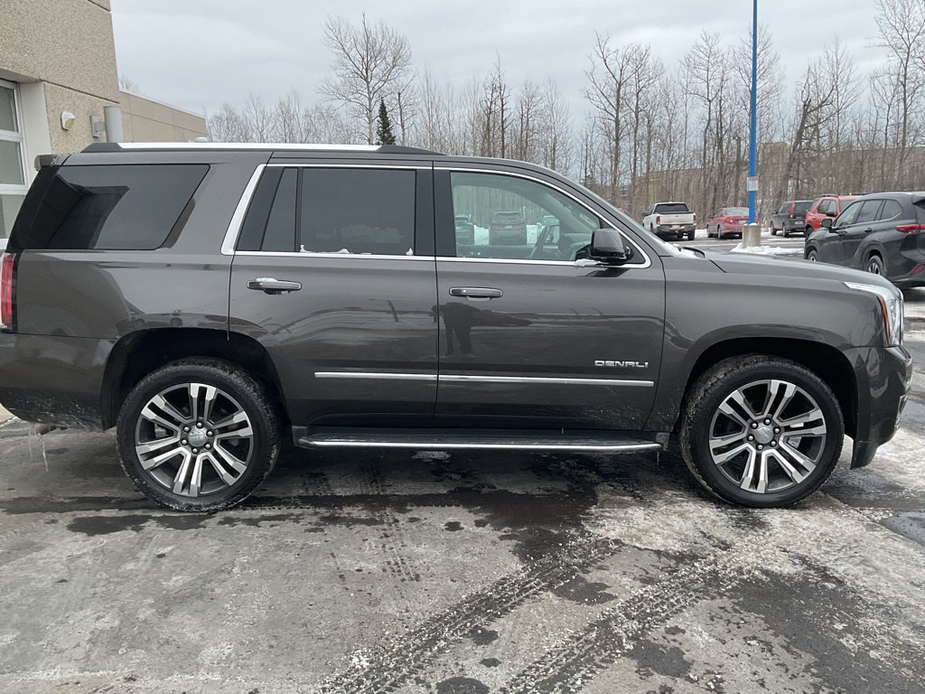 Used 2019 GMC Yukon Denali w/ Enhanced Security Package AWD/4WD image 4