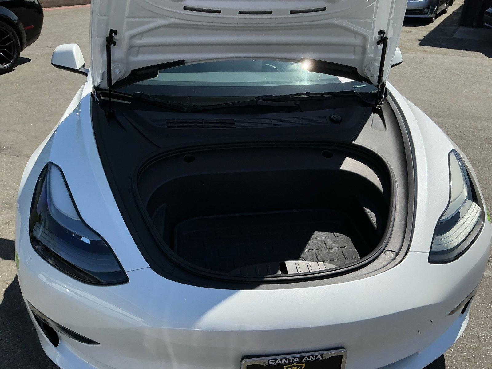Used 2023 Tesla Model 3 Standard Range image 22