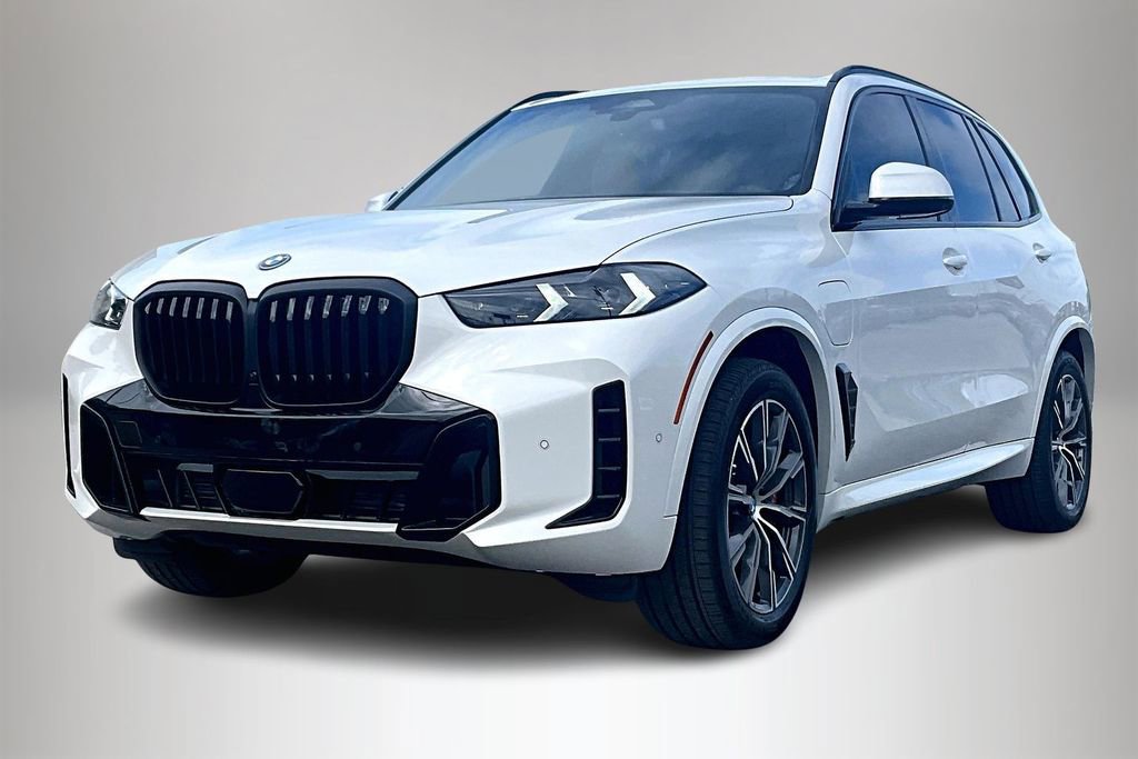 New 2026 BMW X5 xDrive50e AWD/4WD image 2