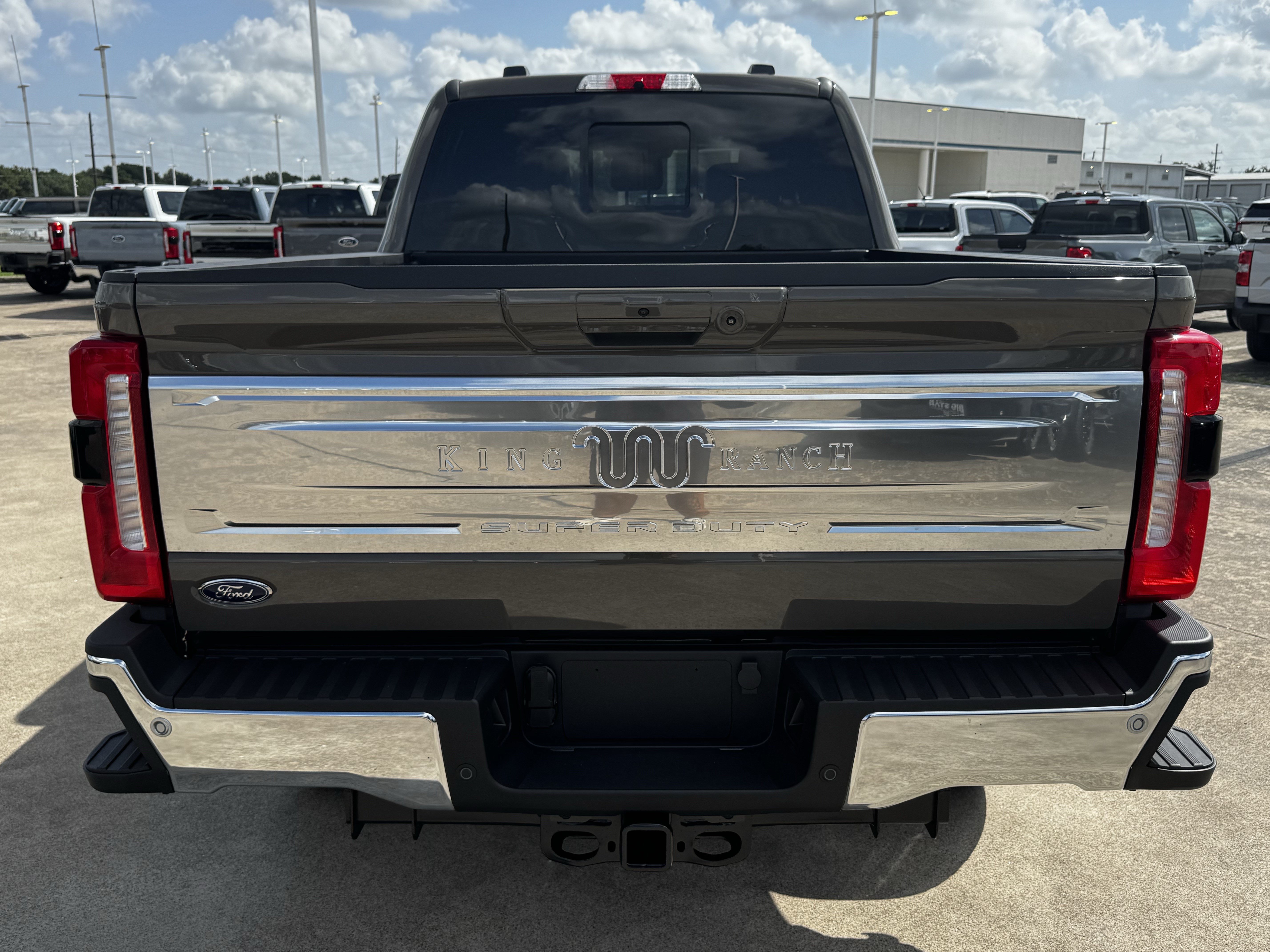 New 2026 Ford F250 King Ranch w/ Chrome Package AWD/4WD image 9