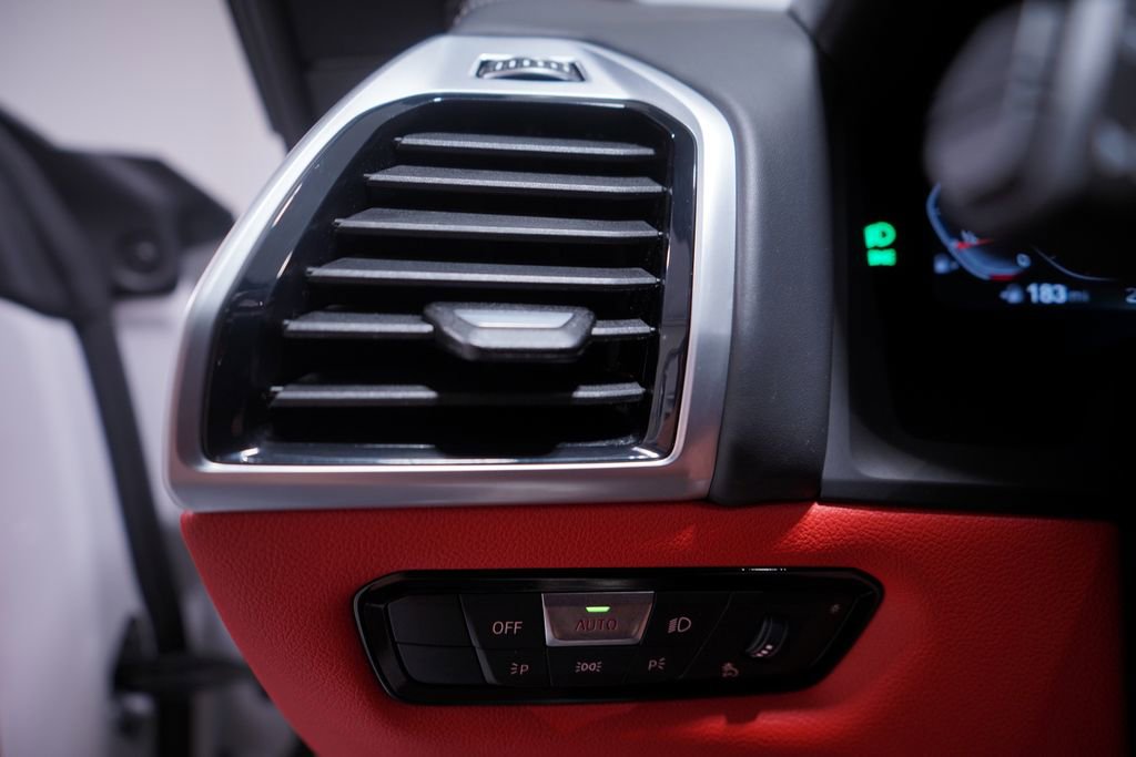 Used 2023 BMW 840i Gran Coupe 840 w/ Comfort Seating Package image 19