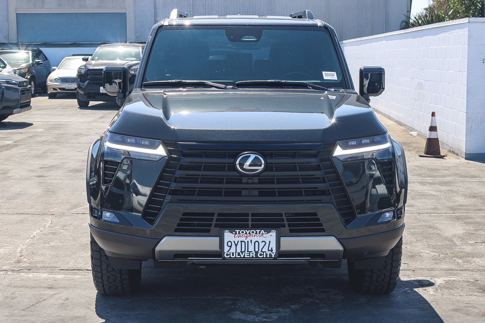 Used 2026 Lexus GX 550 AWD/4WD image 2