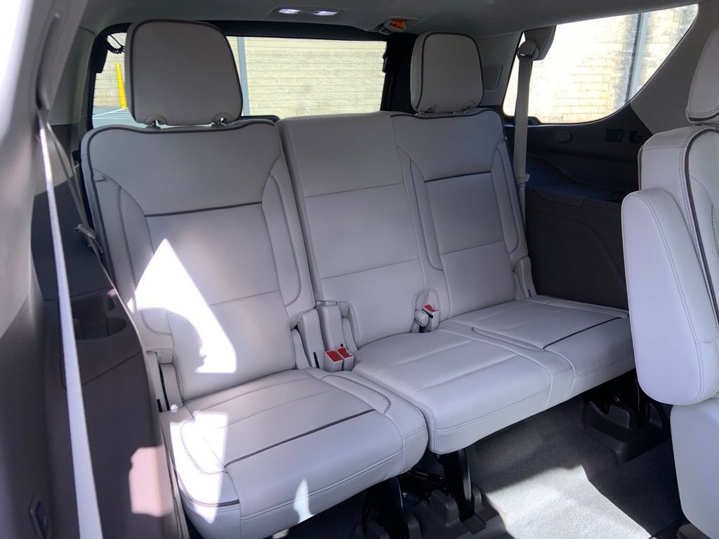 Used 2024 GMC Yukon Denali w/ Advanced Technology Package image 21