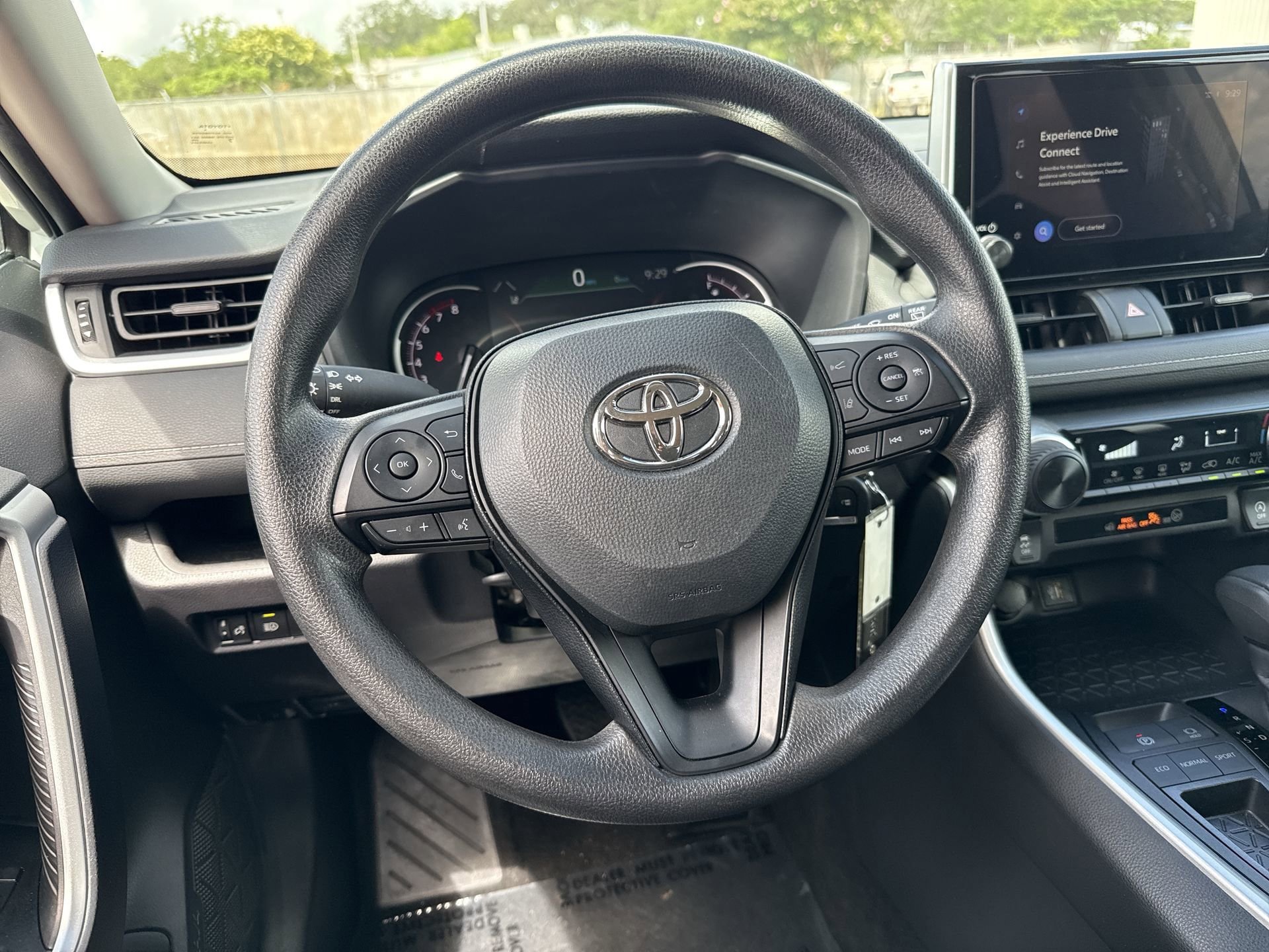 Certified 2025 Toyota RAV4 LE FWD image 11