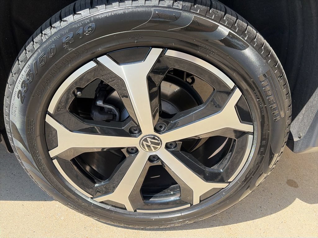 Certified 2026 Volkswagen Tiguan SE AWD/4WD image 24
