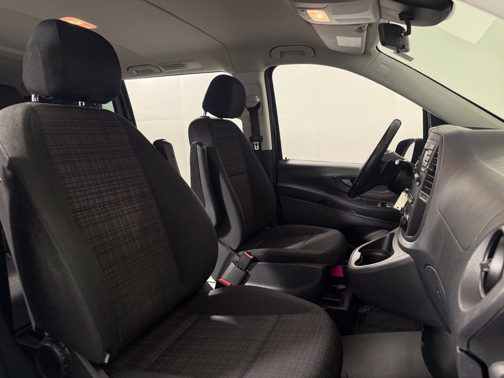 Used 2018 Mercedes-Benz Metris Passenger image 16