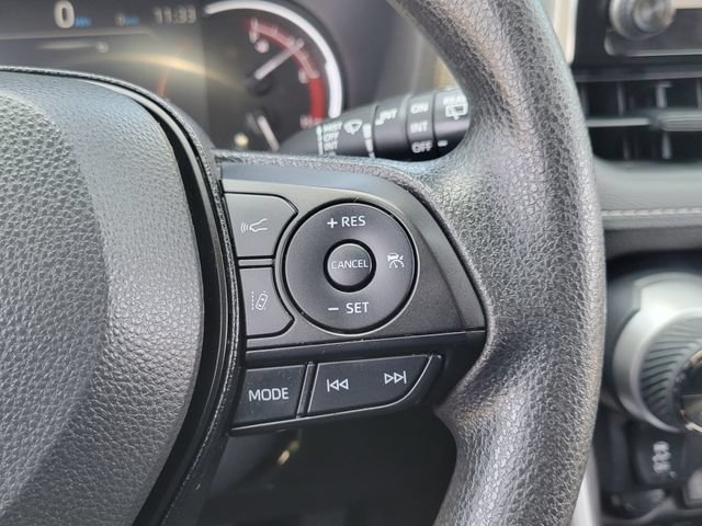 Used 2023 Toyota RAV4 XLE FWD image 8