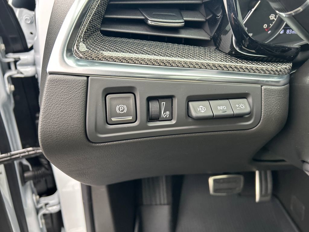 New 2026 Cadillac XT5 Sportv w/ LPO, Floor Liner Package image 18