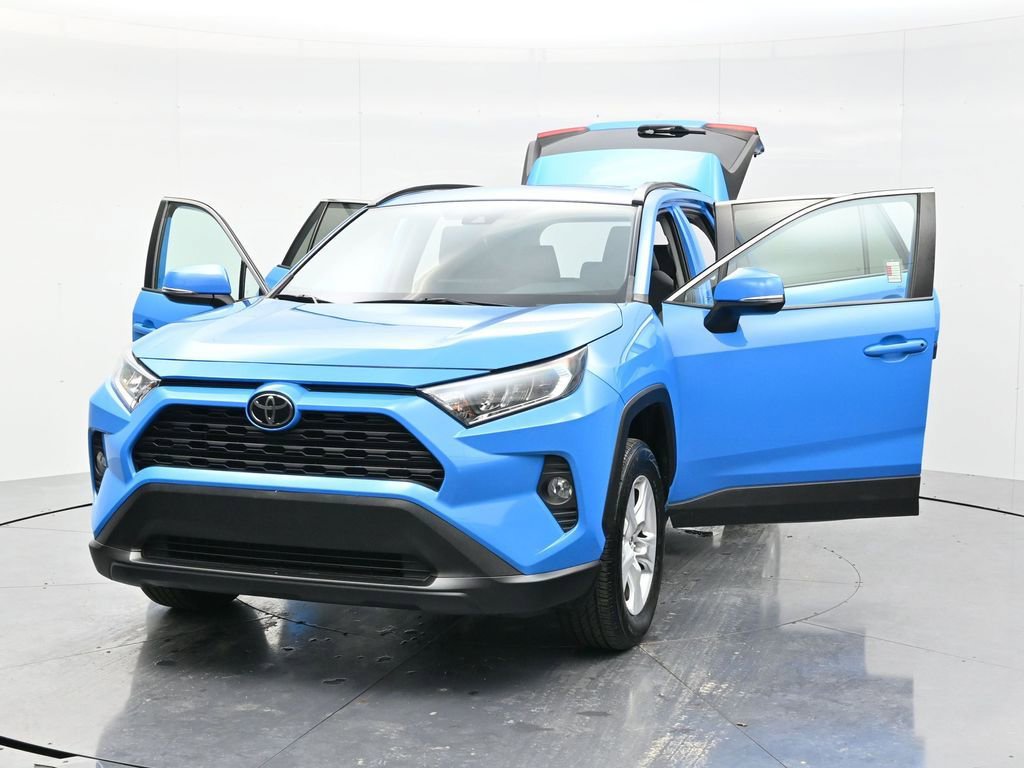 Used 2019 Toyota RAV4 XLE w/ Carpet Mat Package AWD/4WD image 55