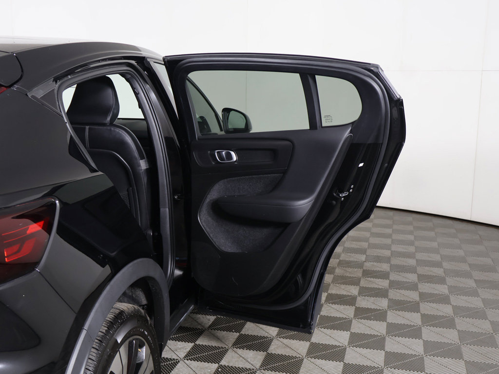 Used 2023 Volvo C40 Recharge Core AWD/4WD image 25