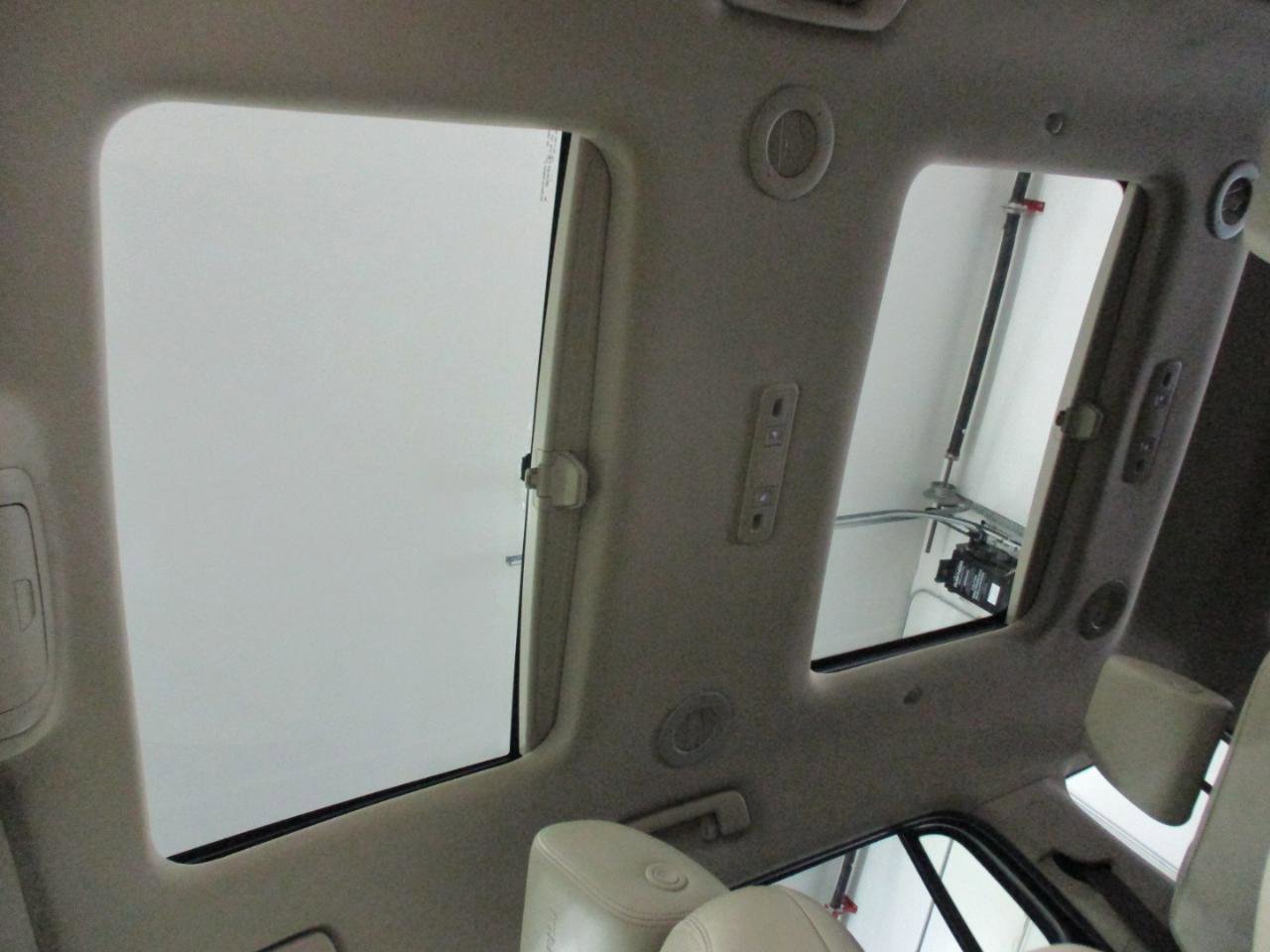 Used 2018 GMC Acadia Denali w/ Technology Package image 9