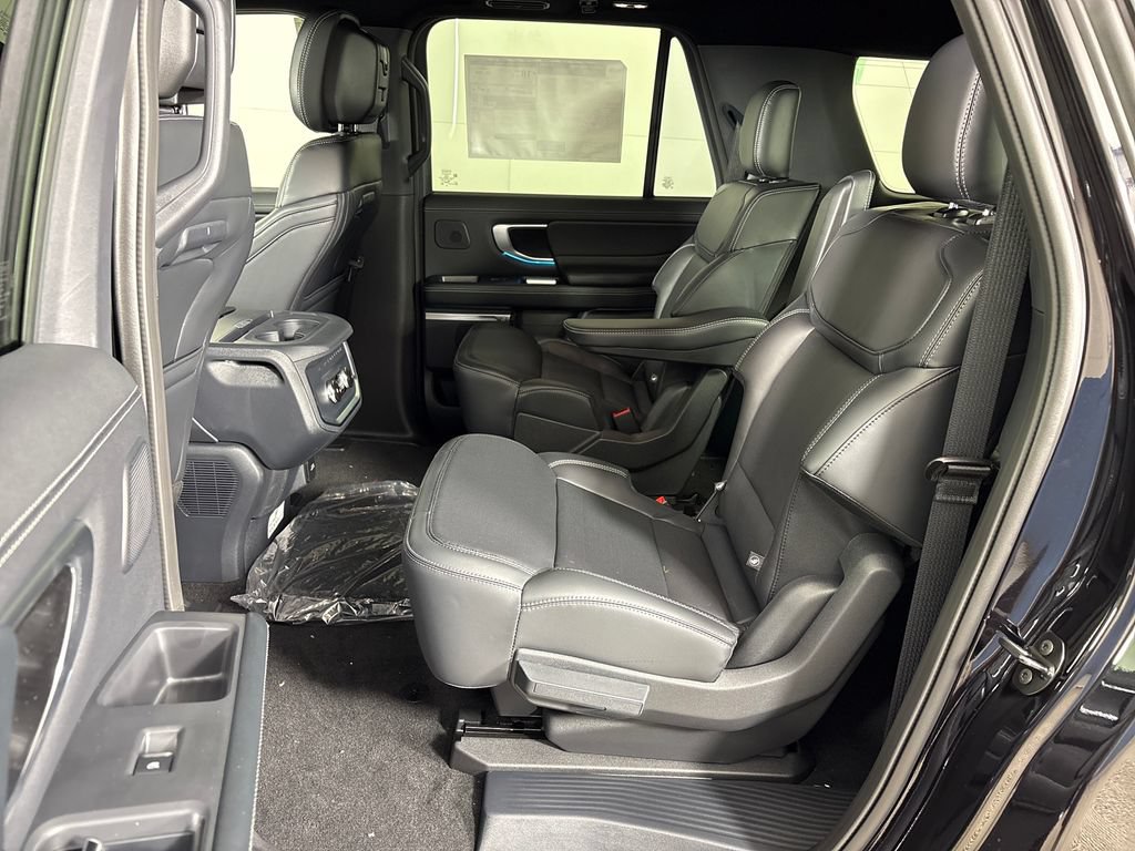 New 2027 Ford Expedition Max Platinum w/ Stealth Performance Package AWD/4WD image 31
