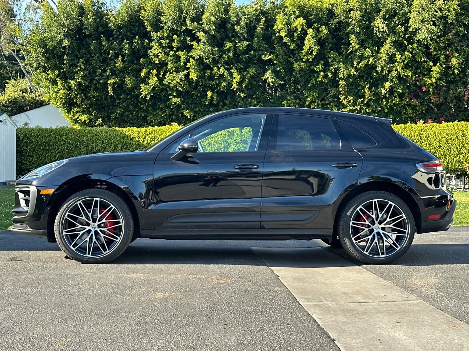 New 2026 Porsche Macan S AWD/4WD image 2