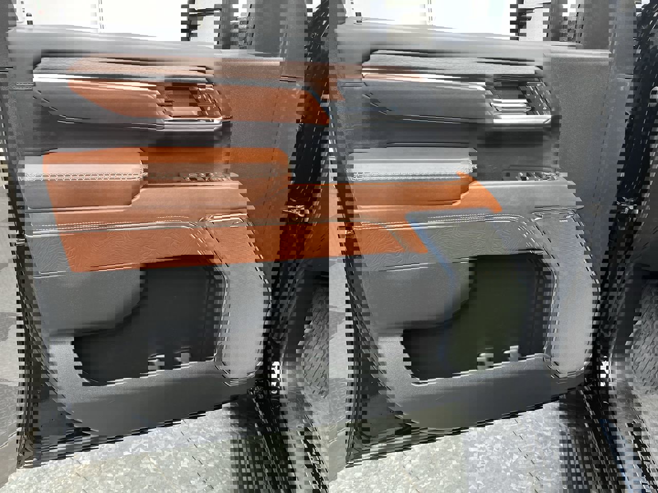 Certified 2024 GMC Sierra 2500 Denali Ultimate w/ Snow Plow Prep/Camper Package image 10