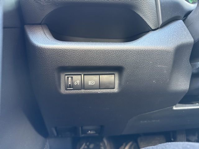 Used 2025 Toyota RAV4 XLE image 22