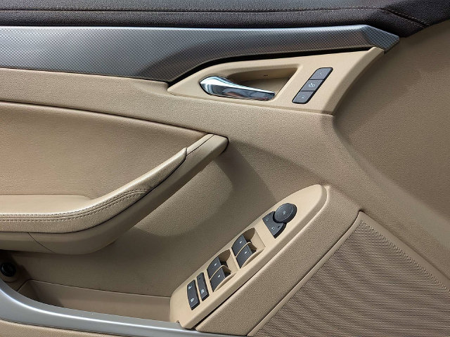 Used 2013 Cadillac CTS Luxury RWD image 25