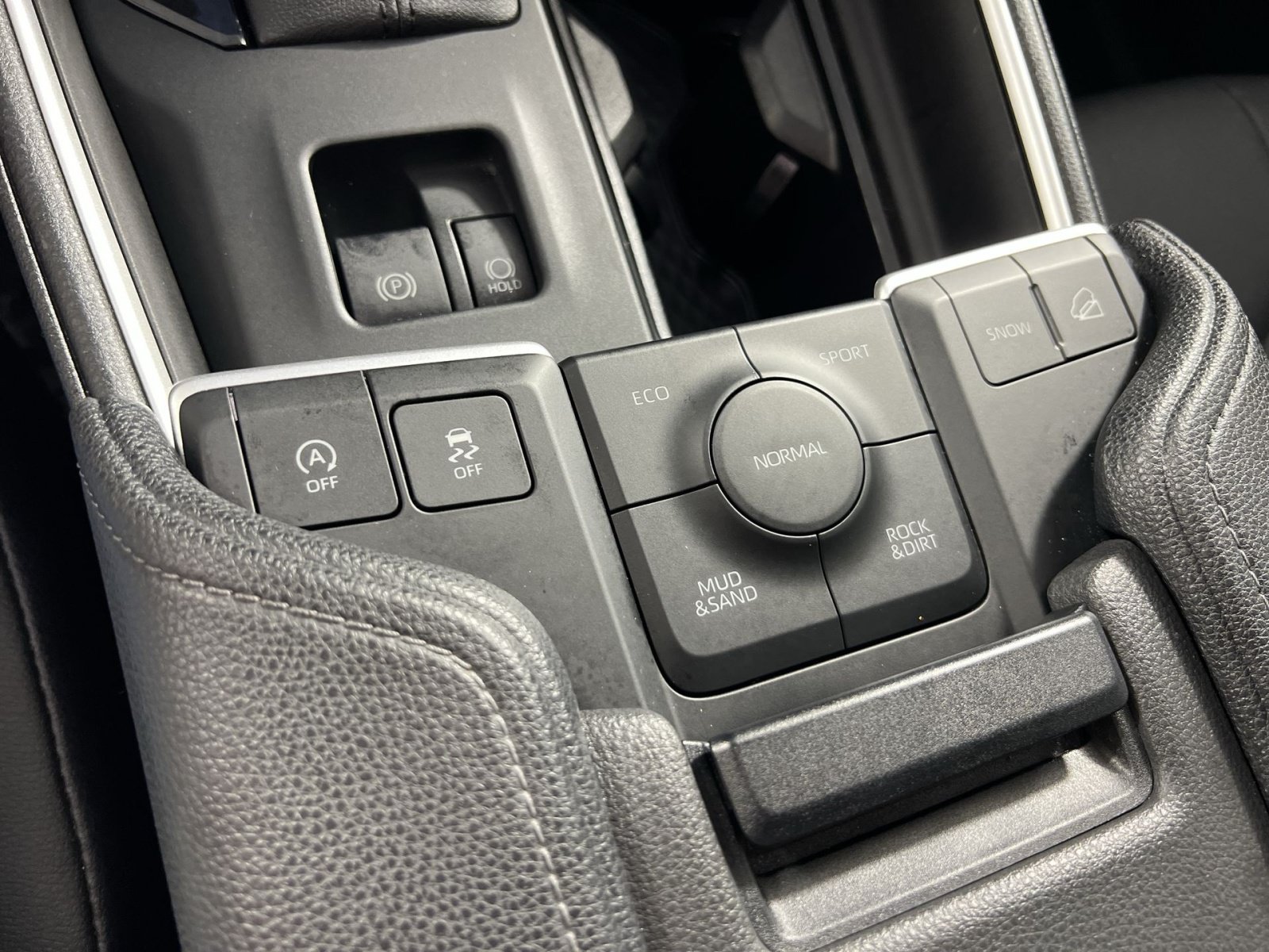 Used 2025 Toyota Grand Highlander AWD image 33