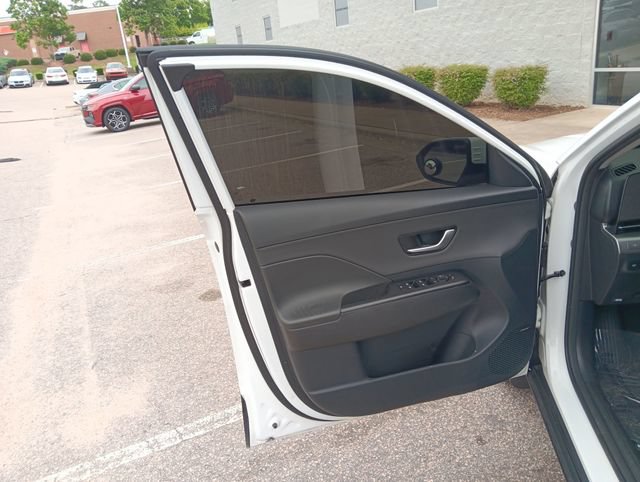 Used 2024 Hyundai Kona Limited AWD/4WD image 20