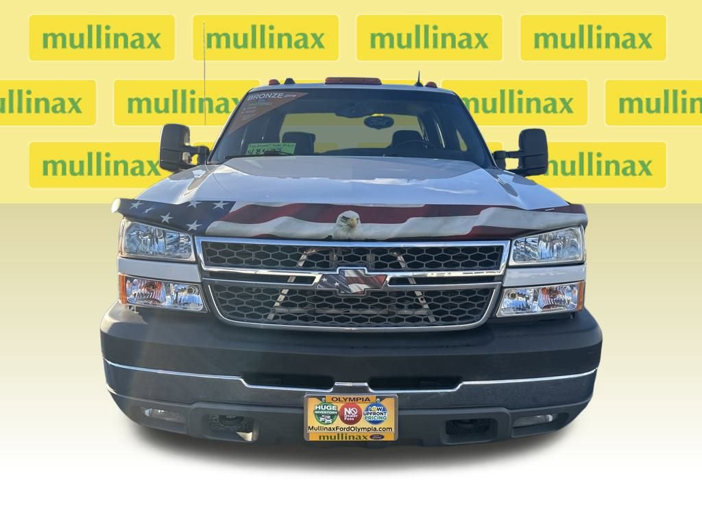 Used 2005 Chevrolet Silverado 3500 LT w/ Heavy-Duty Power Package image 15