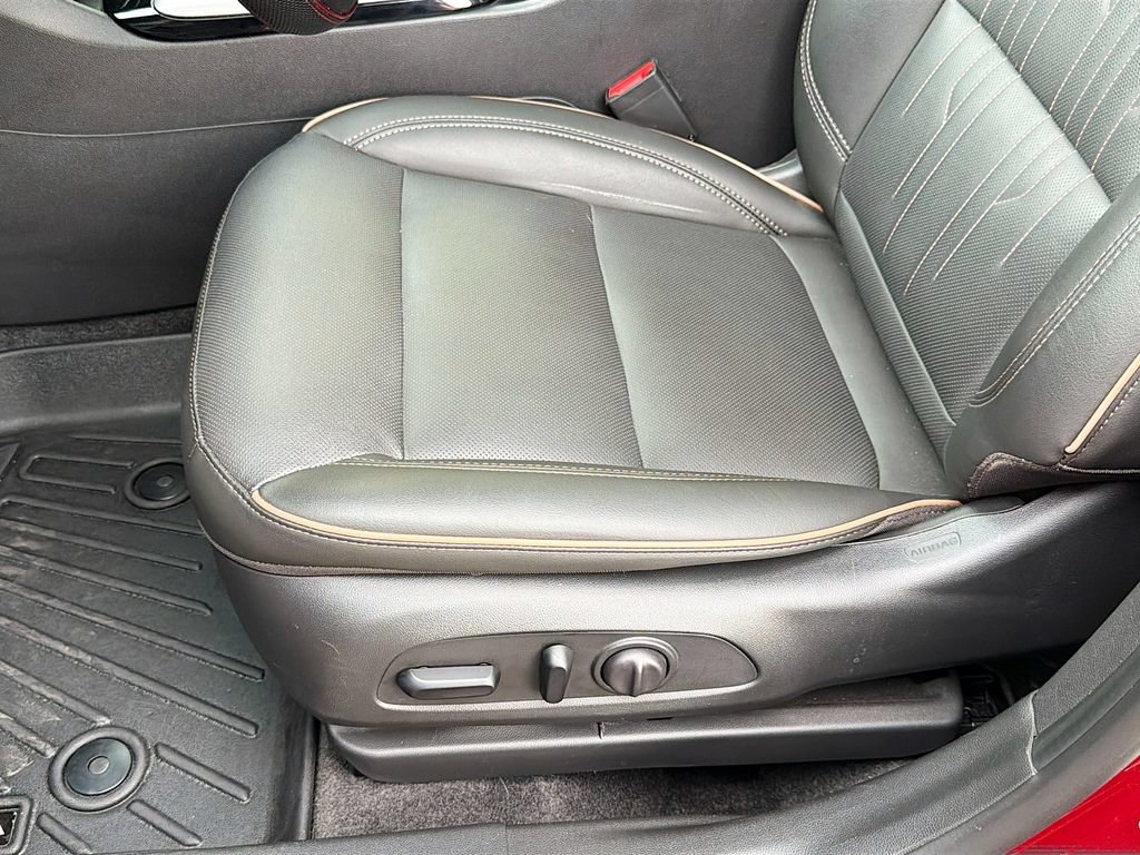 Used 2024 Buick Envista Avenir FWD image 18