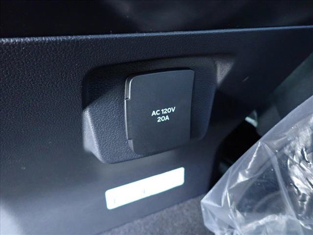 New 2026 Ford F350 Platinum w/ Tremor Off-Road Package AWD/4WD image 11