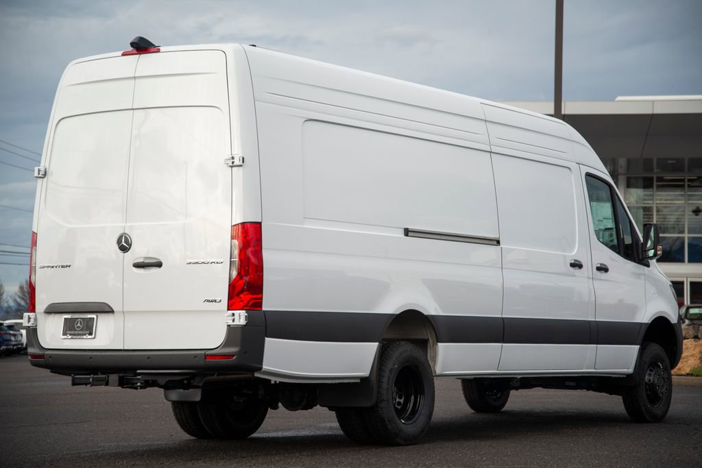 New 2026 Mercedes-Benz Sprinter 3500 image 9