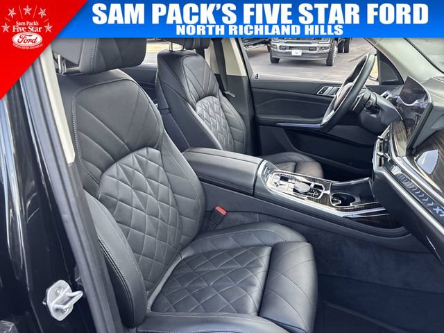 Used 2024 BMW X7 xDrive40i AWD/4WD image 34
