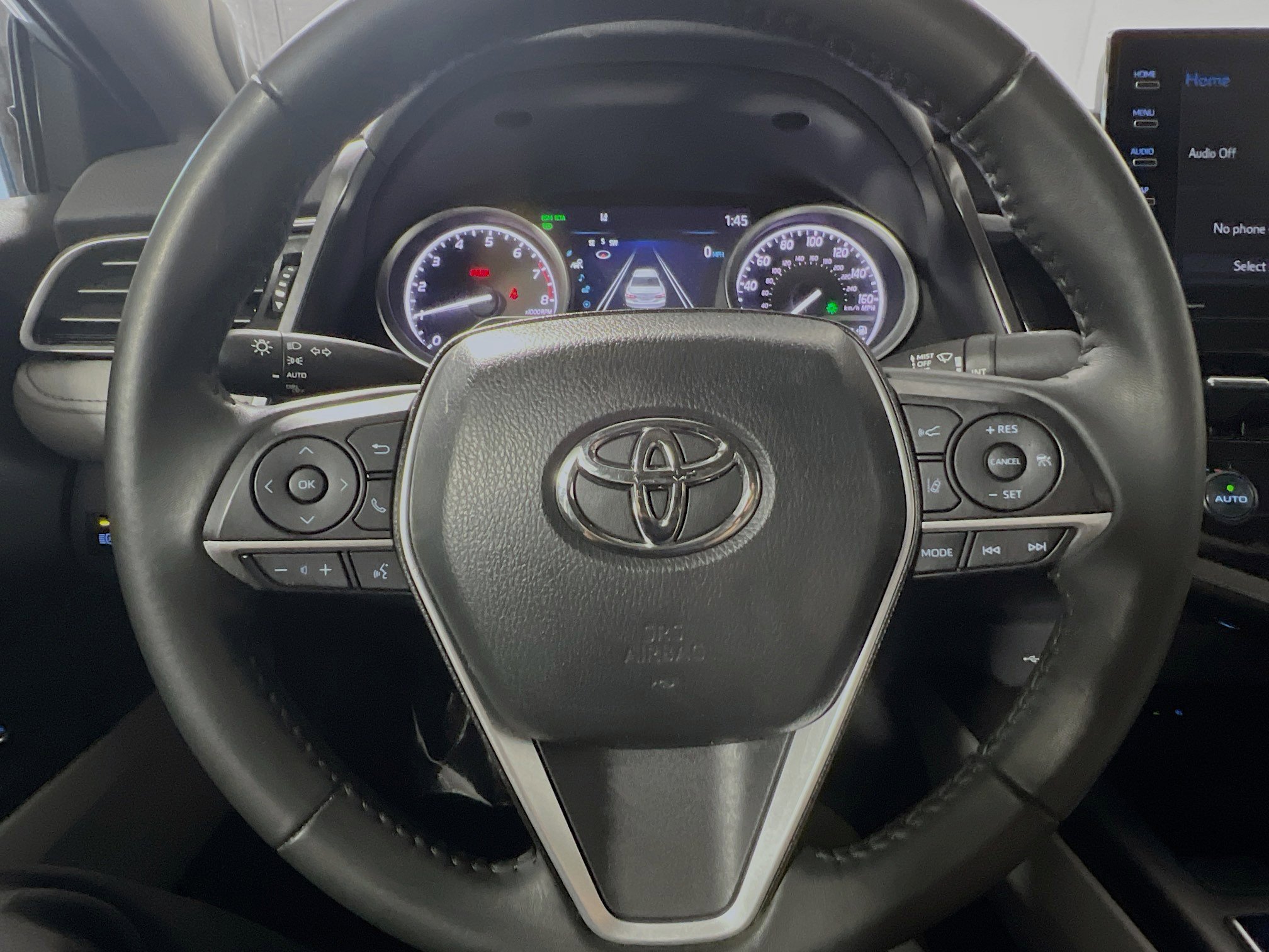 Used 2024 Toyota Camry XLE w/ Navigation Package image 18