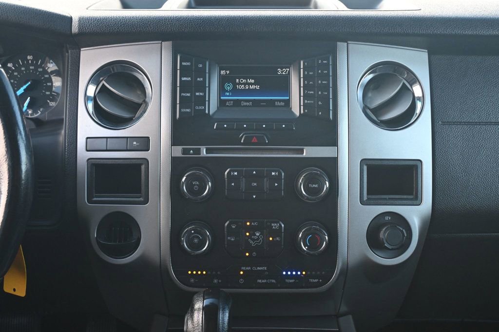 Used 2017 Ford Expedition XLT image 10
