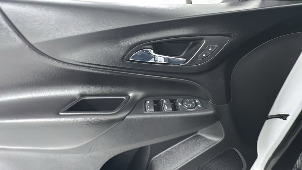 Used 2019 Chevrolet Equinox LT image 19