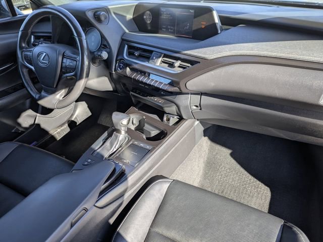 Used 2020 Lexus UX 250h w/ Premium Package image 33