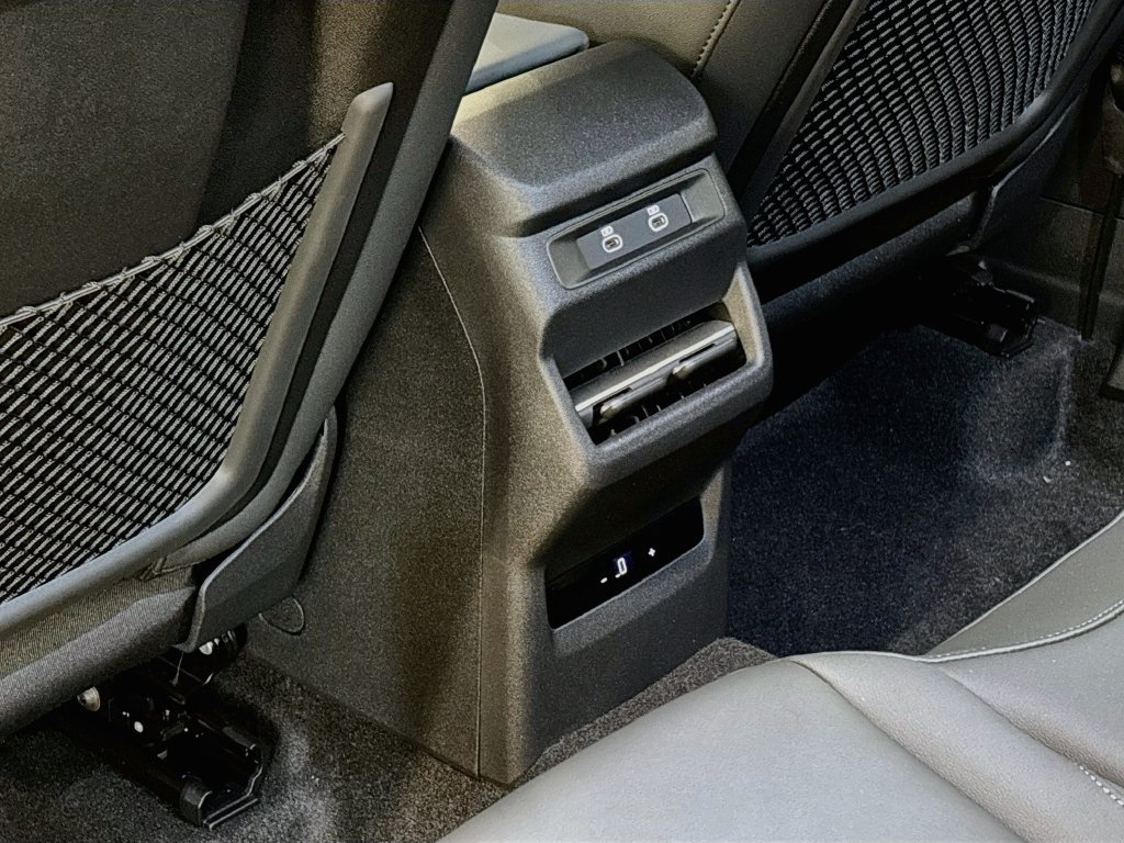 New 2026 Audi Q3 quattro 2.0T AWD/4WD image 17