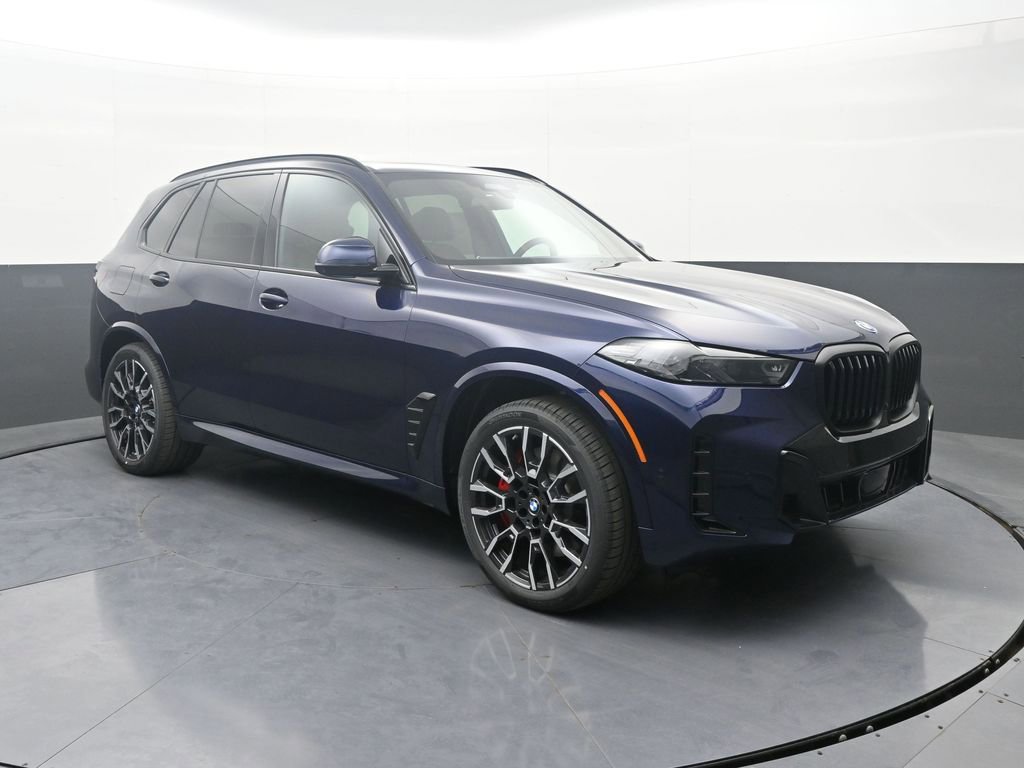 New 2026 BMW X5 xDrive50e w/ M Sport Package image 3