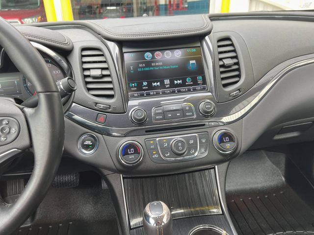 Used 2017 Chevrolet Impala Premier FWD image 26