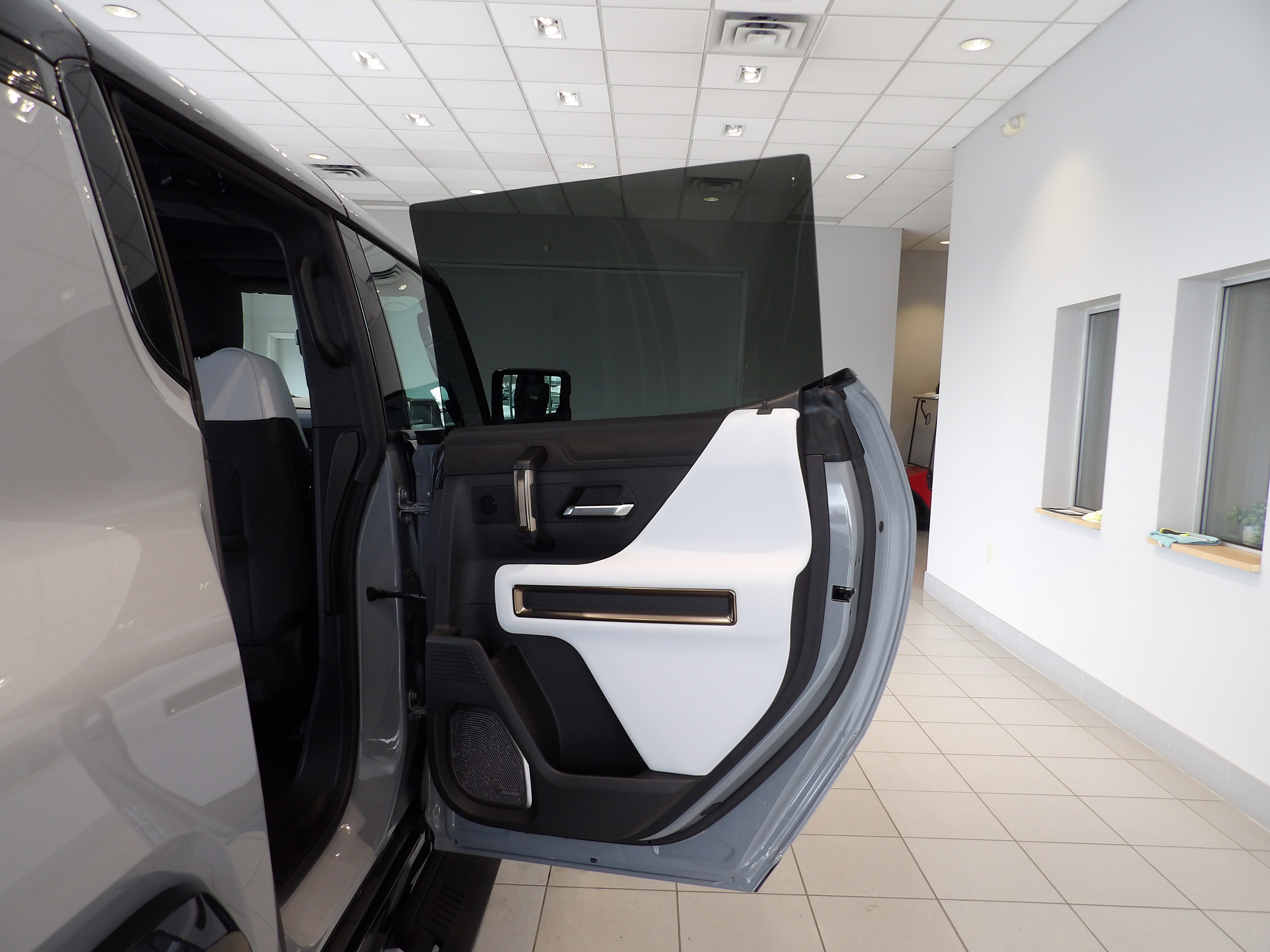 Used 2024 GMC Hummer EV 2X image 21