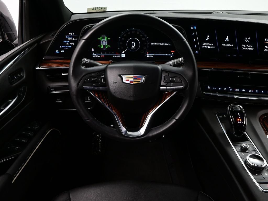 Used 2024 Cadillac Escalade Luxury RWD image 13