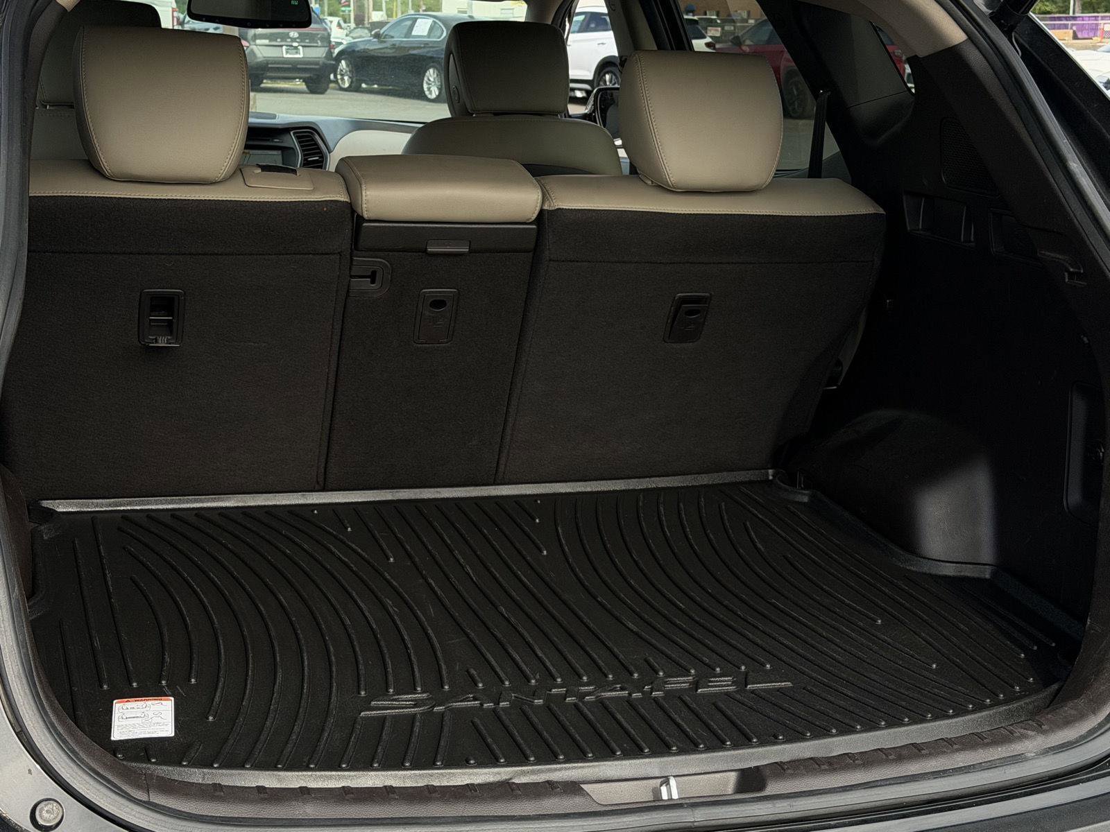 Used 2018 Hyundai Santa Fe Sport w/ 2.4L Tech Package 04 image 28