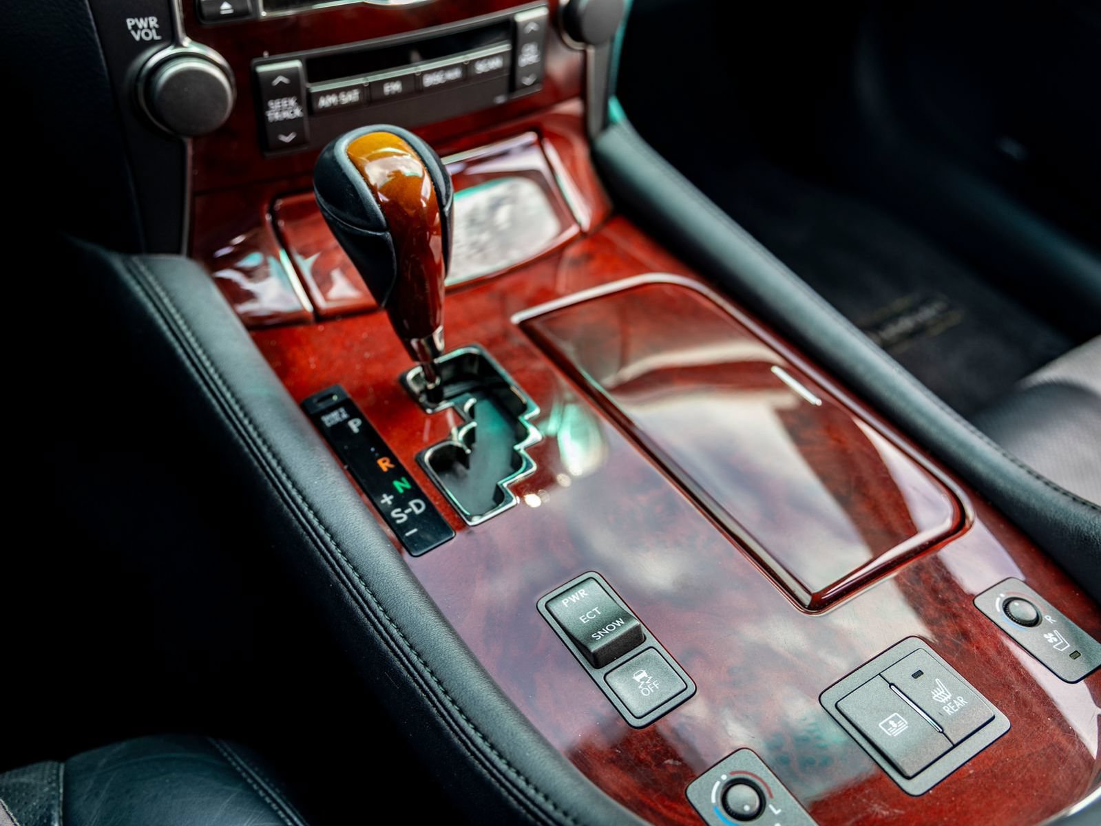 Used 2008 Lexus LS 460 RWD image 15