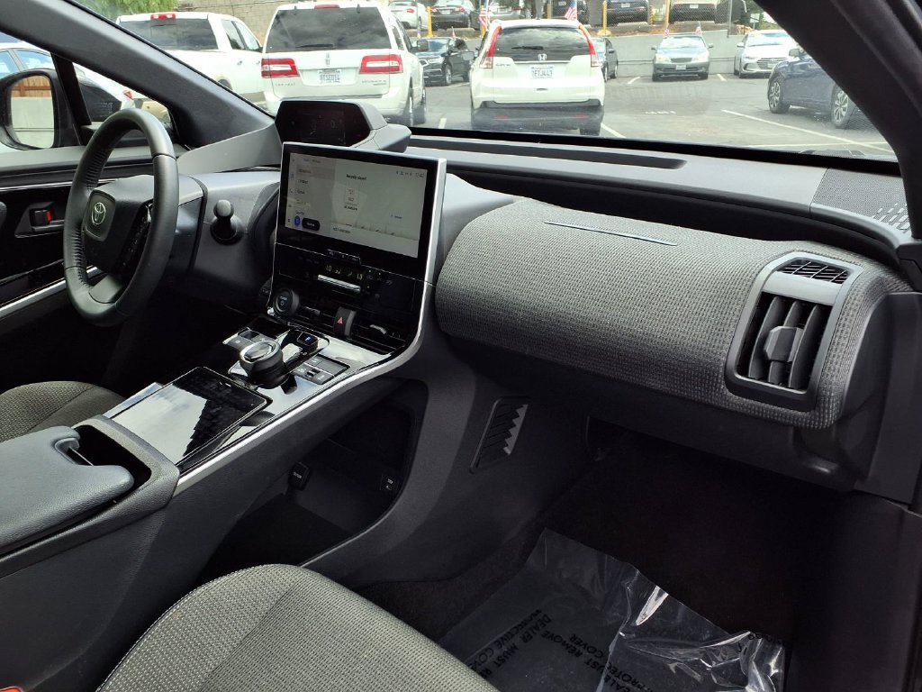 Certified 2023 Toyota bZ4X AWD image 37