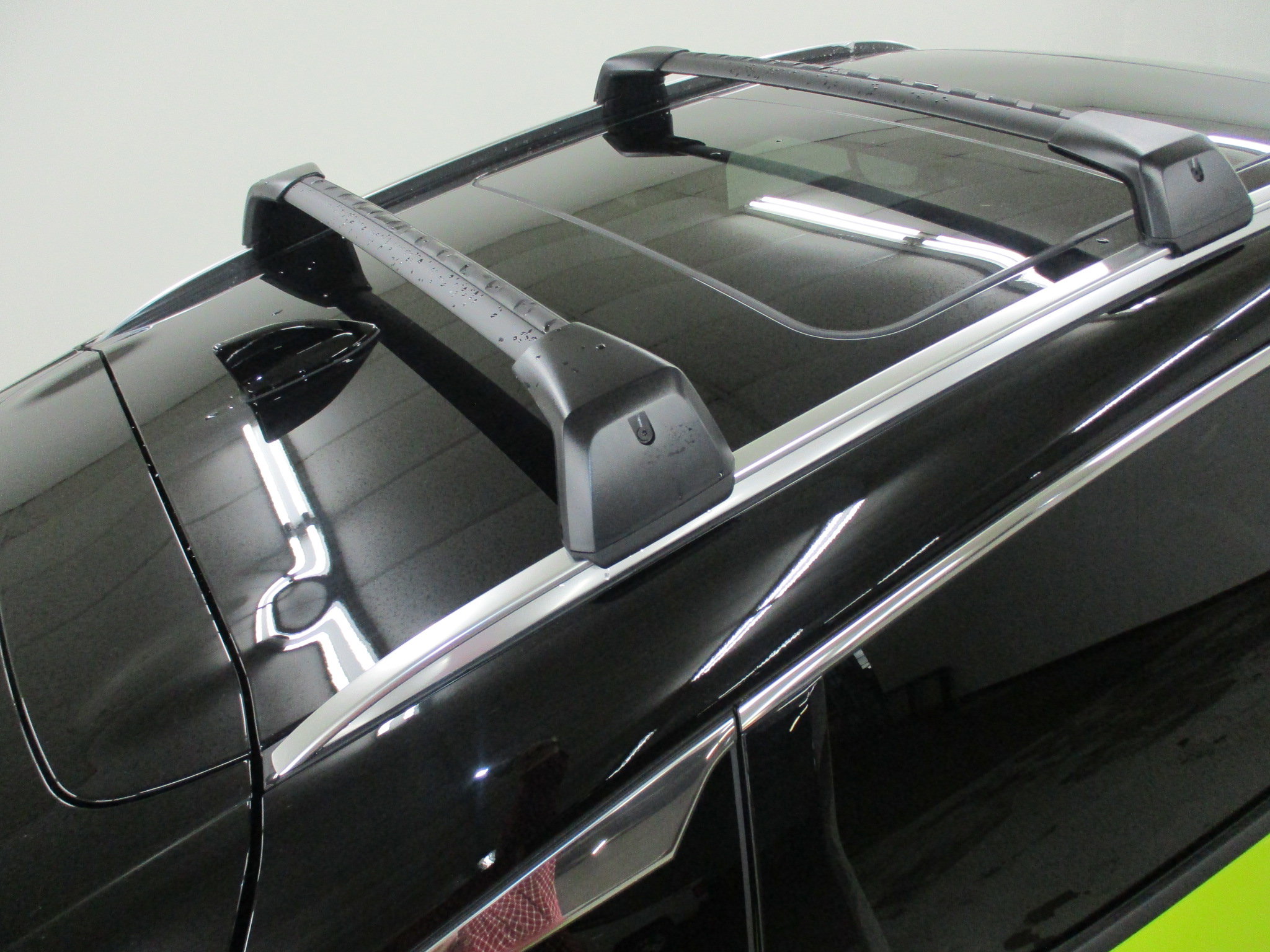 Used 2026 Nissan Kicks SR w/ SR Premium Package image 9