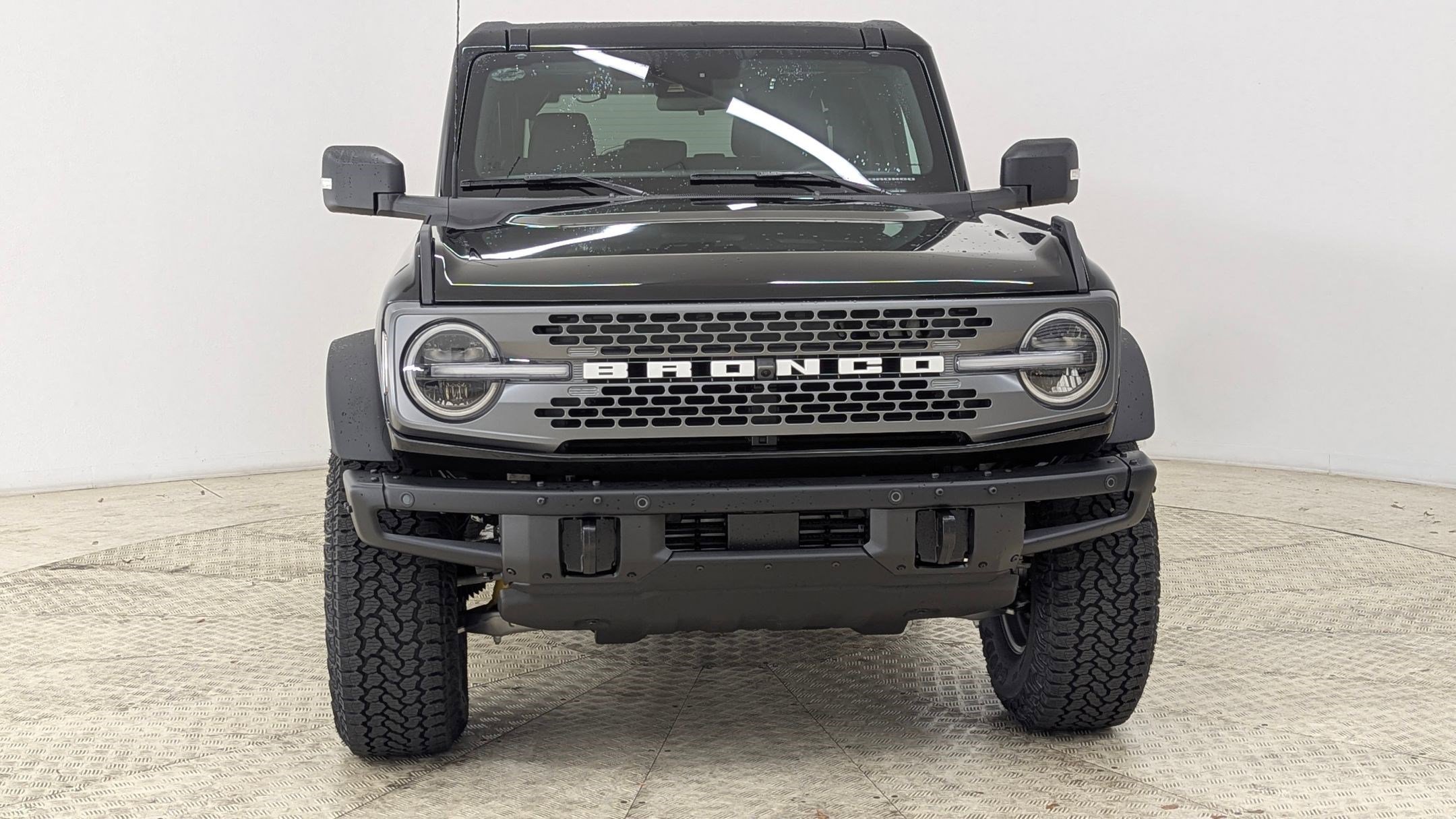 New 2025 Ford Bronco Badlands image 5