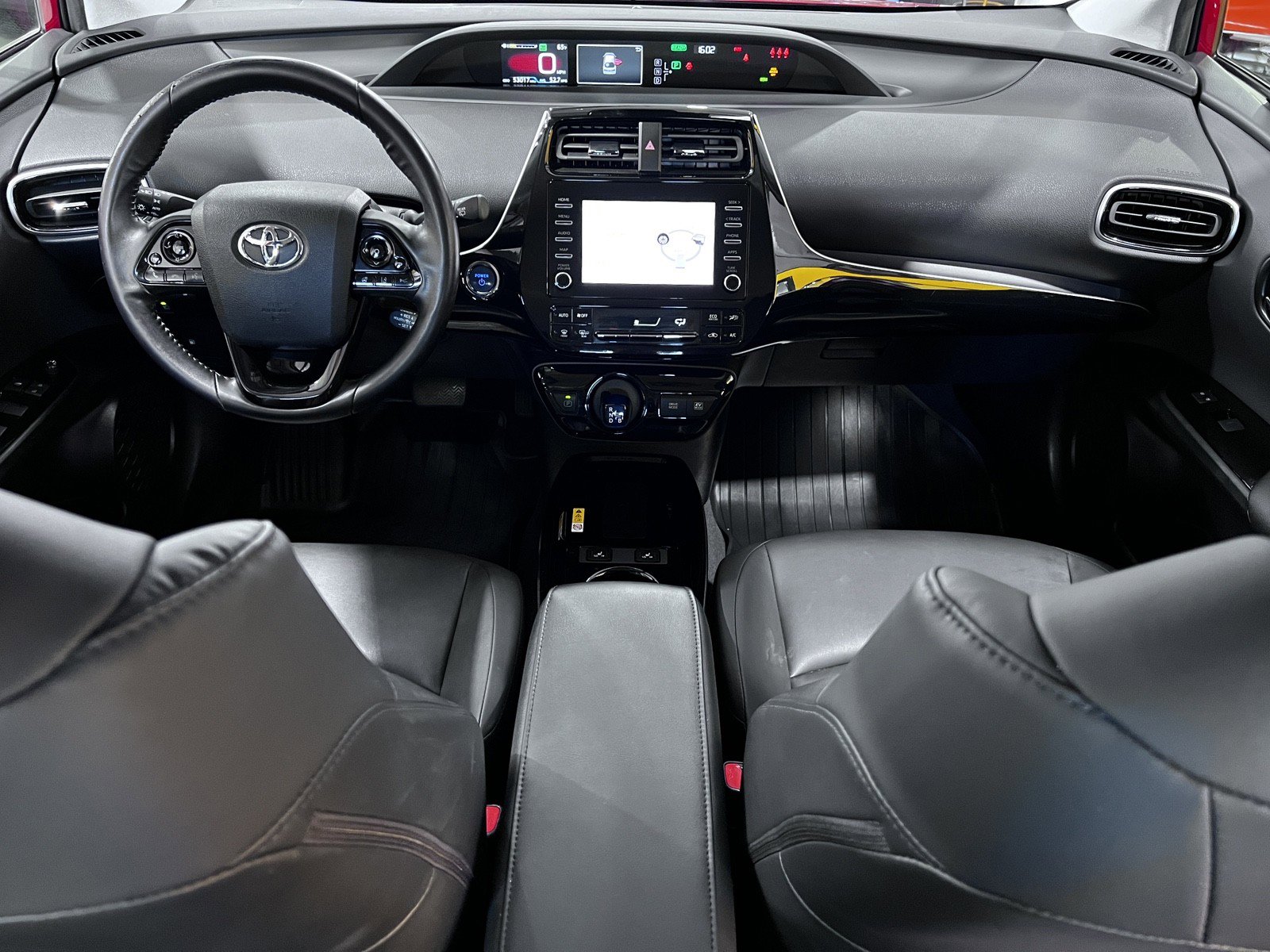 Used 2020 Toyota Prius XLE image 13