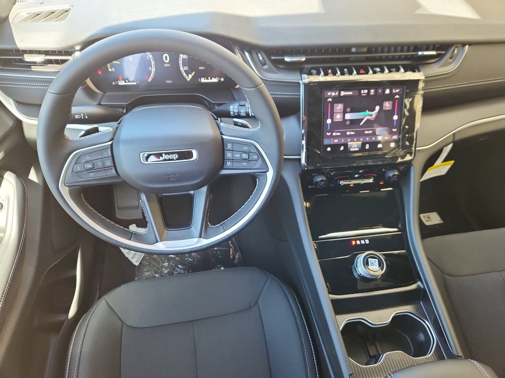 New 2026 Jeep Grand Cherokee Laredo X AWD/4WD image 9