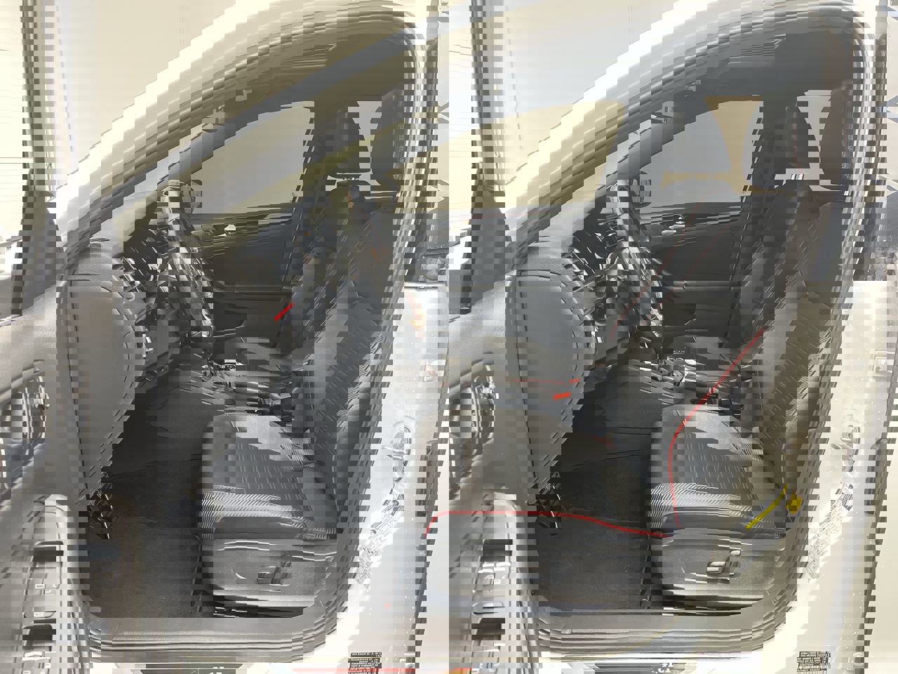 Used 2015 Volkswagen Jetta GLI SEL image 3