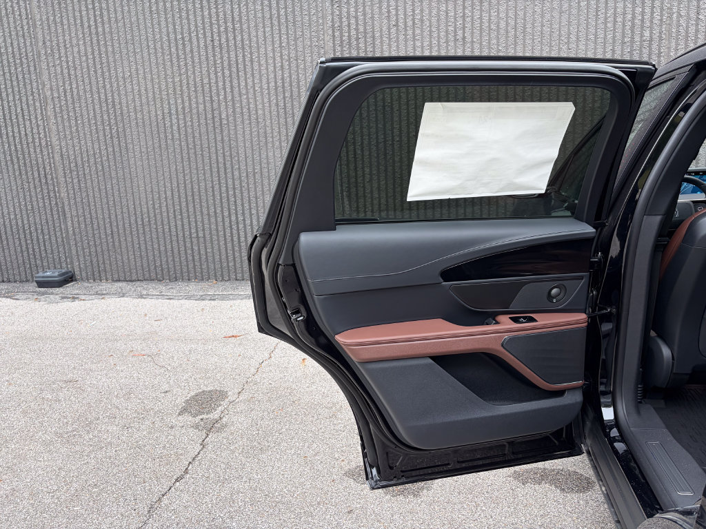 New 2026 Lincoln Nautilus Reserve w/ Jet Appearance Package AWD/4WD image 21