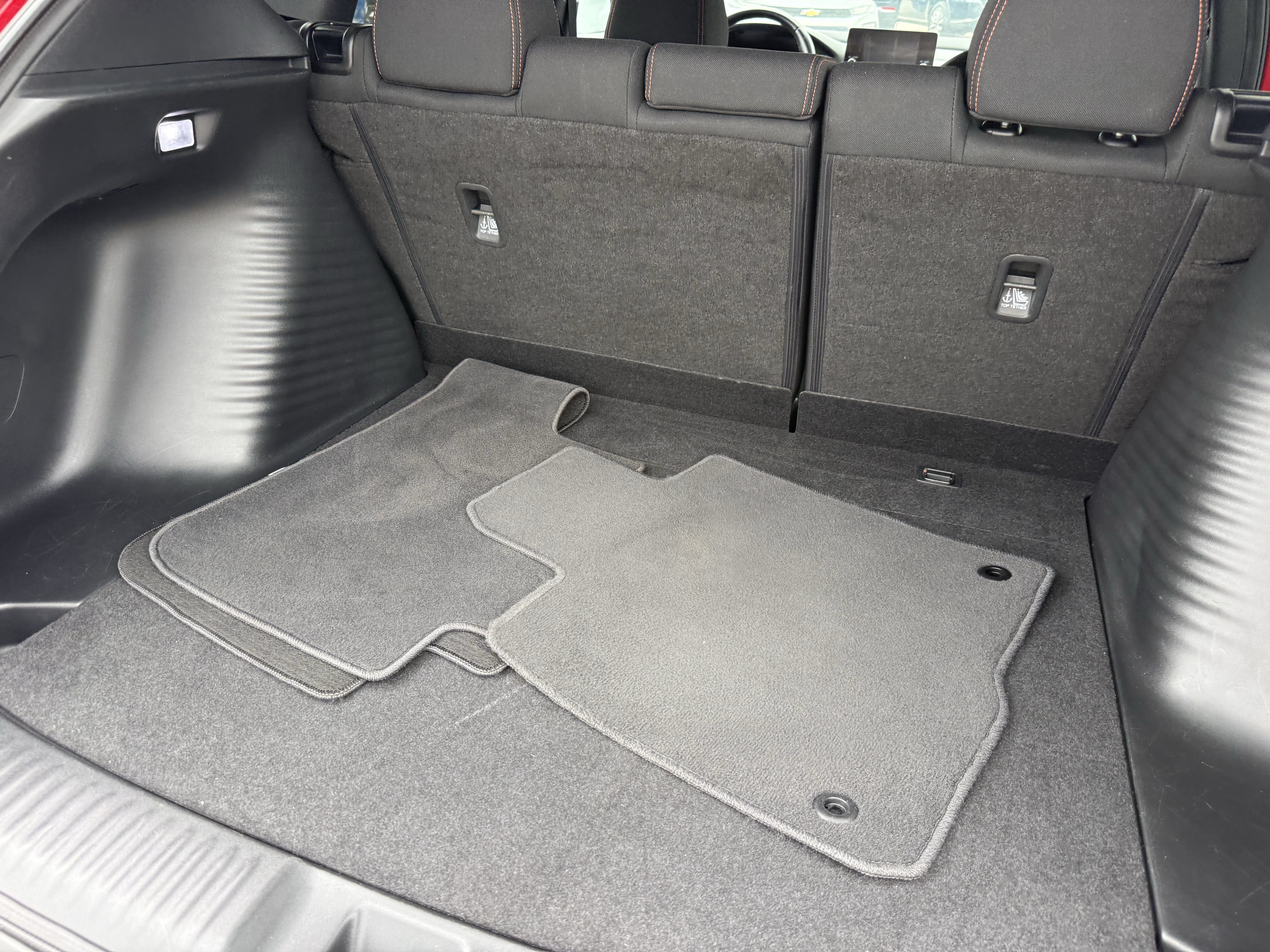 Used 2025 Honda HR-V Sport image 32